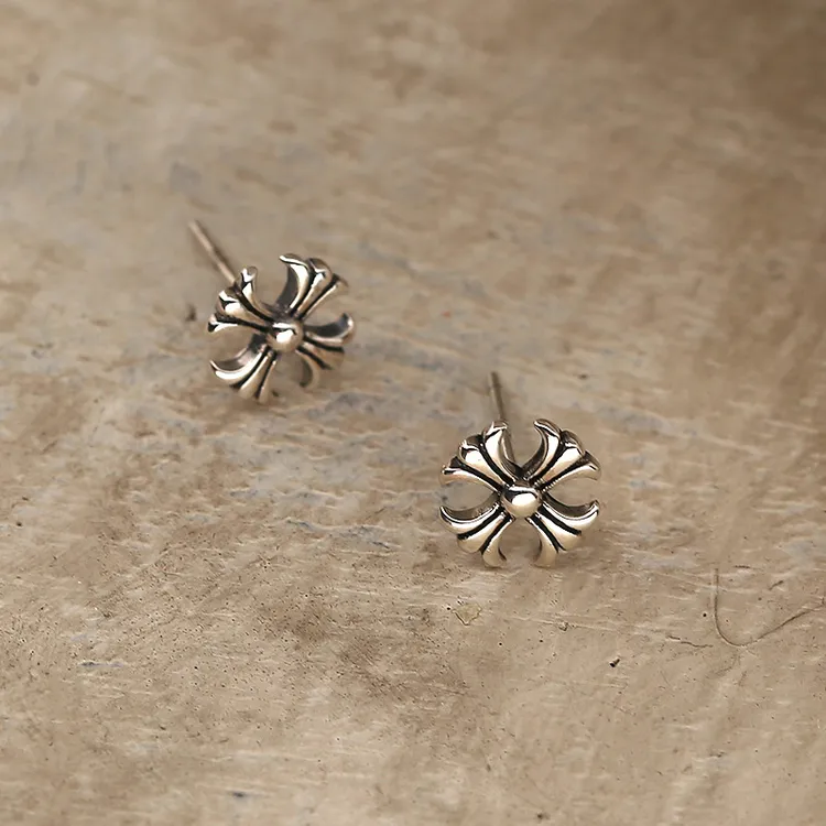 925银耳饰 纯银复古做旧十字架耳钉个性男女都可以佩戴的小众素款