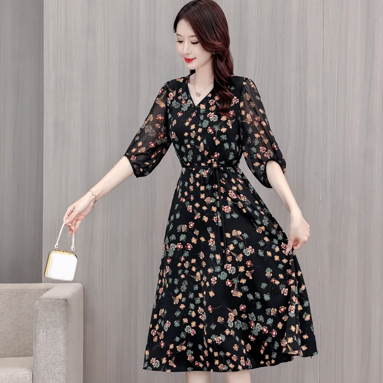 9562金色玫瑰女装碎花连衣裙2024新款气质宽松连衣裙时尚夏季