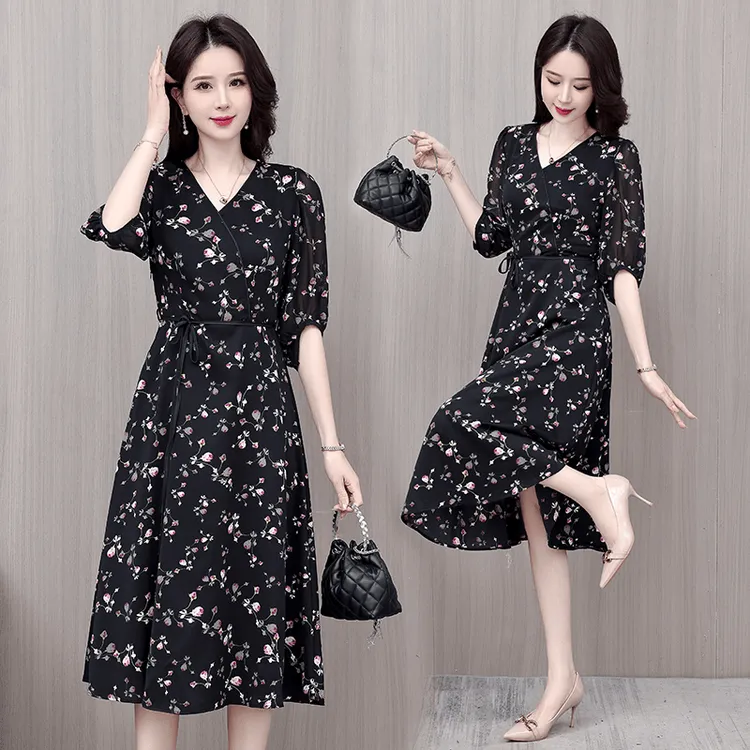 9532黑底碎花连衣裙女中长款收腰显瘦气质女神范时尚减龄a字裙子