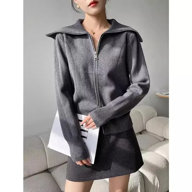 翻领针织外套女2025新款春秋高级感显瘦毛衣开衫长袖内搭打底上衣