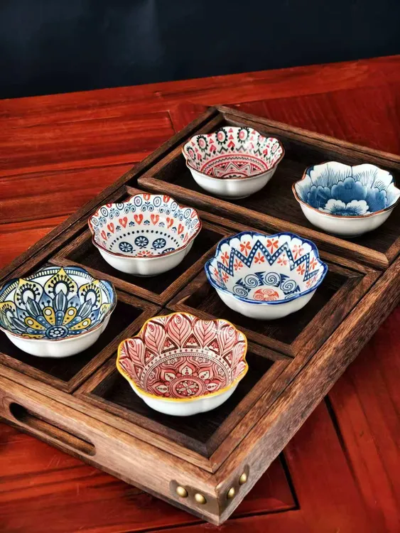 瓷县令4英寸波西米亚花瓣味碟4只装釉下彩工艺网红创意陶瓷手绘