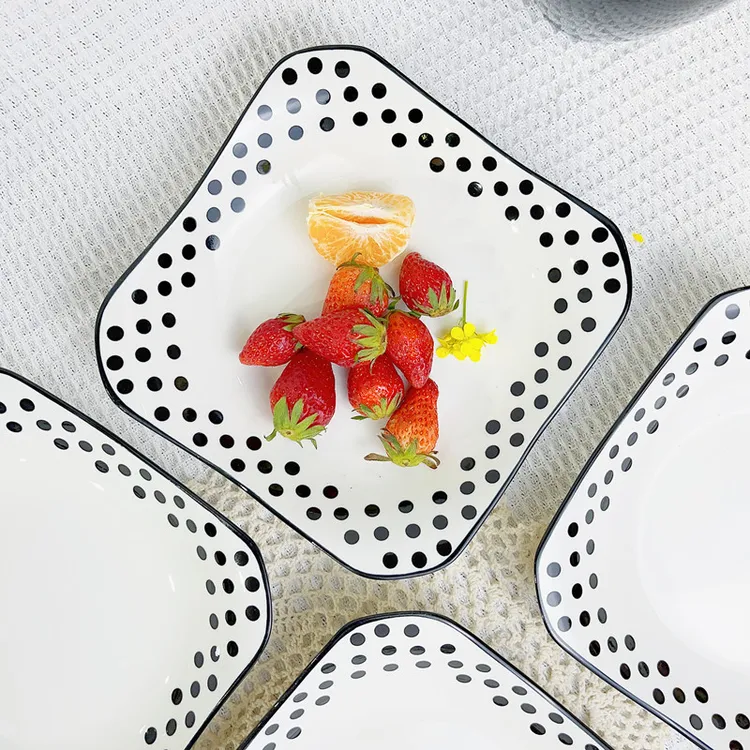 【宠粉福利】8.5英寸赫本黑点方盘4只装釉下彩工艺可进微波炉