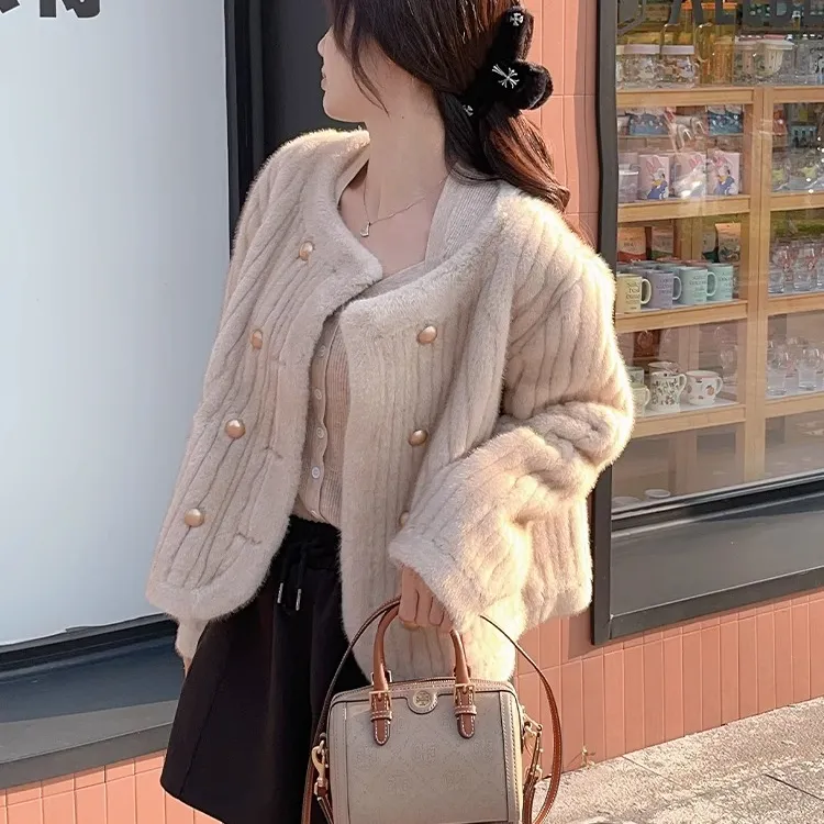 上衣女外套皮毛一体网红气质小香风时尚设计感新款女洋气法式短款