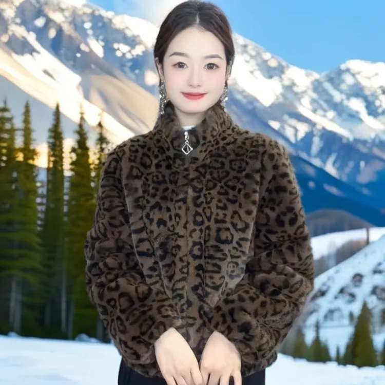 皮毛一体豹纹拉链冬季短款百搭秋冬外套加厚时尚休闲女士保暖立领