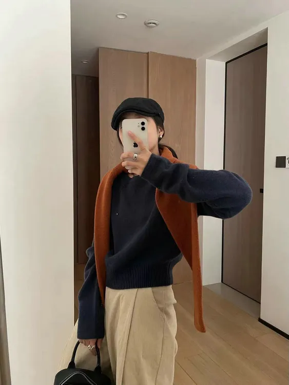 时尚百搭温柔羊毛衫 显瘦修身短款针织衫