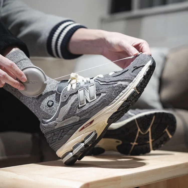 New Balance NB 1906R 格雷系防滑耐磨低帮跑步鞋男女同款M1906DA