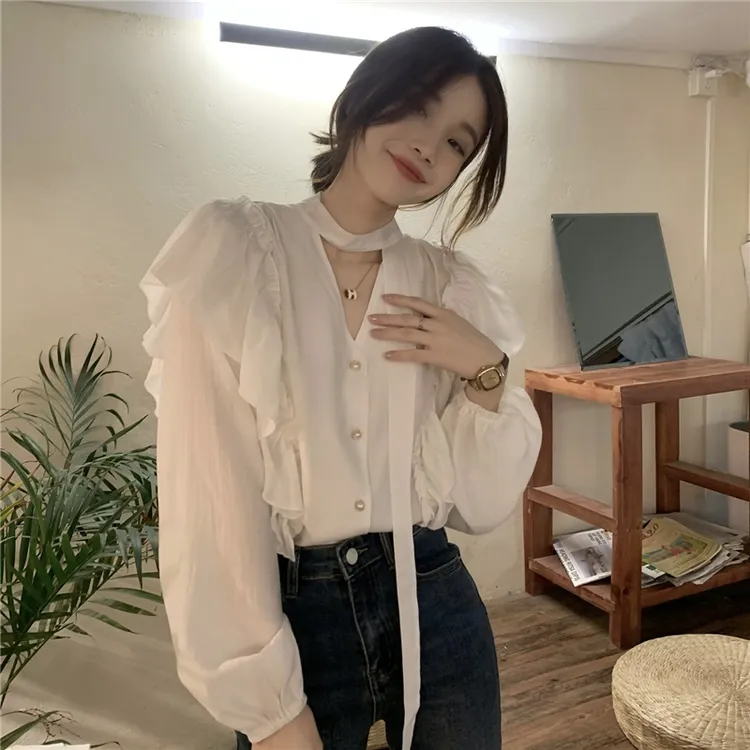 春秋季新款V领复古别致衬衫女法式荷叶边设计高级感小众长袖上衣