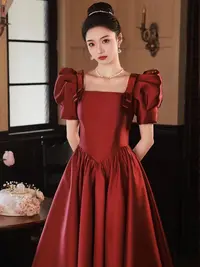 方领蝴蝶结泡泡袖敬酒服新娘显瘦婚礼服结婚大码宴会法式