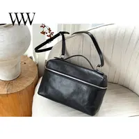 时尚休闲黑色高级感单肩商务包百搭特