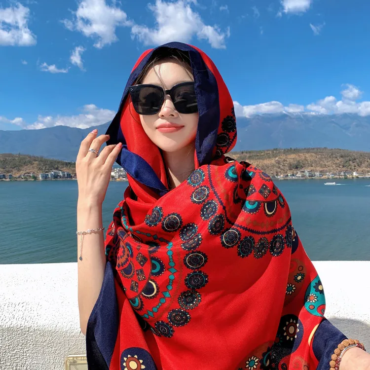 复古红色腰果旅游拍照防晒丝巾女夏季民族风围巾披肩外搭长款纱巾