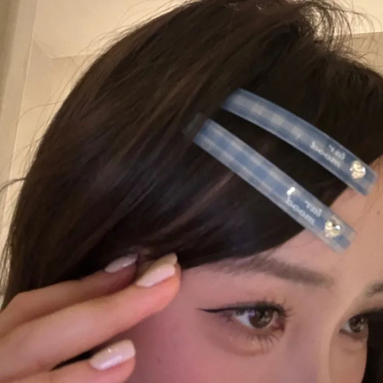精致韩girl~甜美韩系格纹爱心水钻发夹甜美气质简约侧边刘海发饰