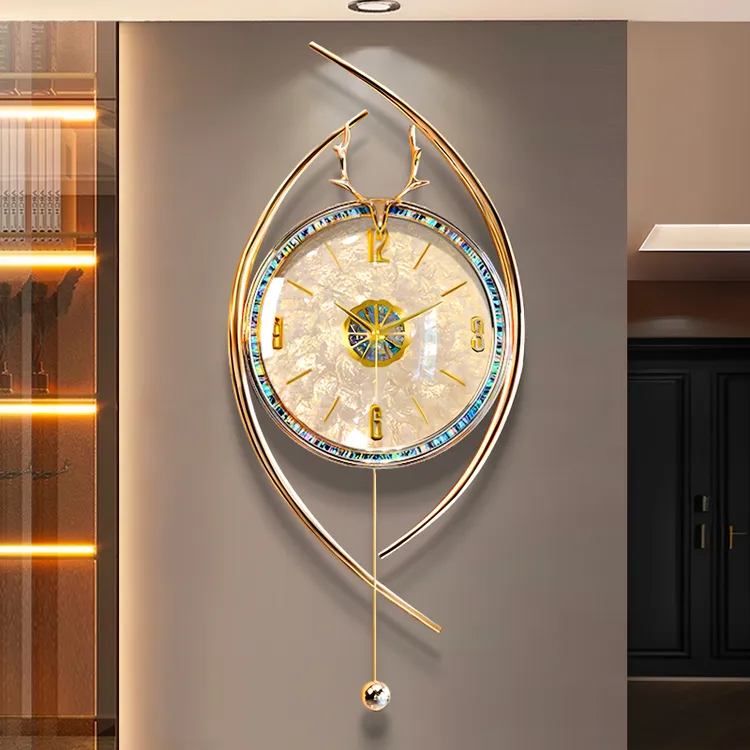 轻奢高级感挂钟2025新款客厅表大气网红创意家用挂表挂墙时钟钟表