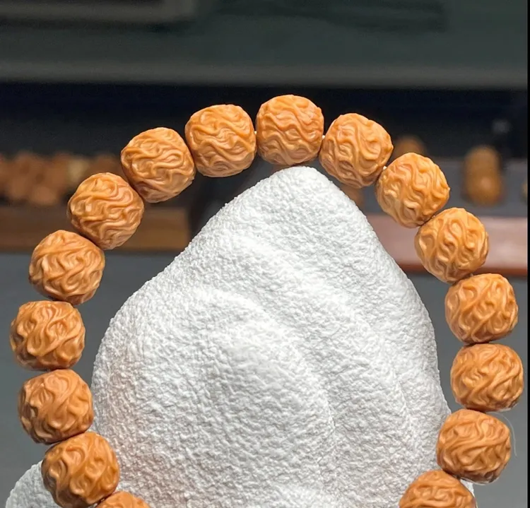 缘串精挑精卡虎须猴头核桃手串
