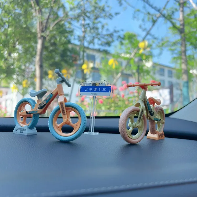 汽车车载自行车摆件创意个性路牌摆件车内饰品中控台桌面装饰商品图