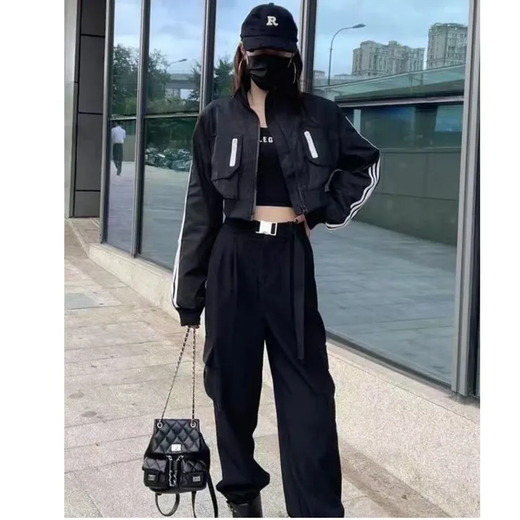 2025欧货新款时髦机车条杠后背字母外套女宽松百搭棒球服夹克上衣