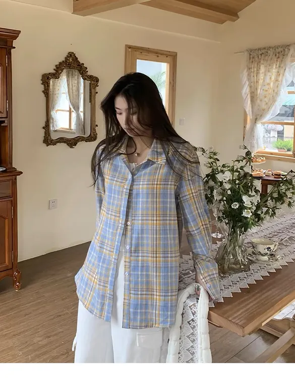 大码长袖衬衫宽松港味新款春秋女士格子衬衫女款外穿休闲衬衣