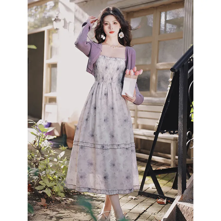 实拍新款法式高端碎花吊带连衣裙风情万种海边度假套装长袖春夏