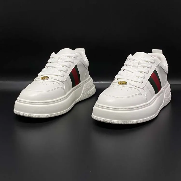 板鞋男款2024新款真皮系带面包鞋百搭潮厚底增高鞋低帮运动休闲鞋