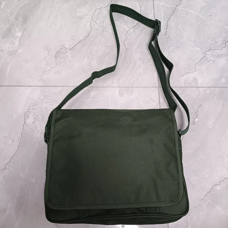正品五挎包橄榄绿单肩挎包户外背包时尚简约结实耐磨百搭工具包