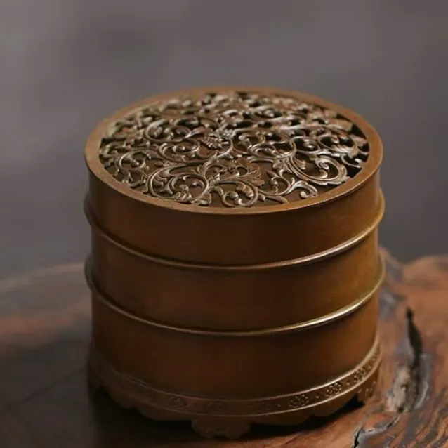 缠枝莲纹小圆炉苏工可打9公分郑玉龙制三层配工具篆印 紫铜材质 