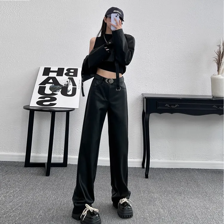 秋冬阔腿PU质感皮裤女时尚酷飒黑色宽松显瘦直筒裤垂感百搭女长裤