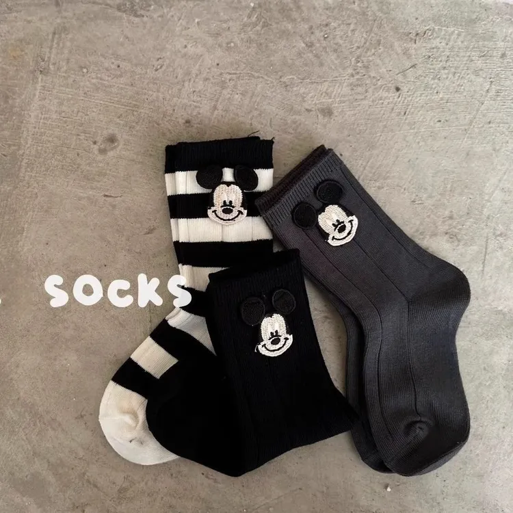 春秋新款2025儿童袜子中筒百搭条纹卡通米奇纯色袜子男童女童棉袜