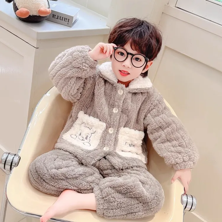 男童睡衣2025新款秋冬季小熊珊瑚绒款式加绒加厚男宝宝家居服套装