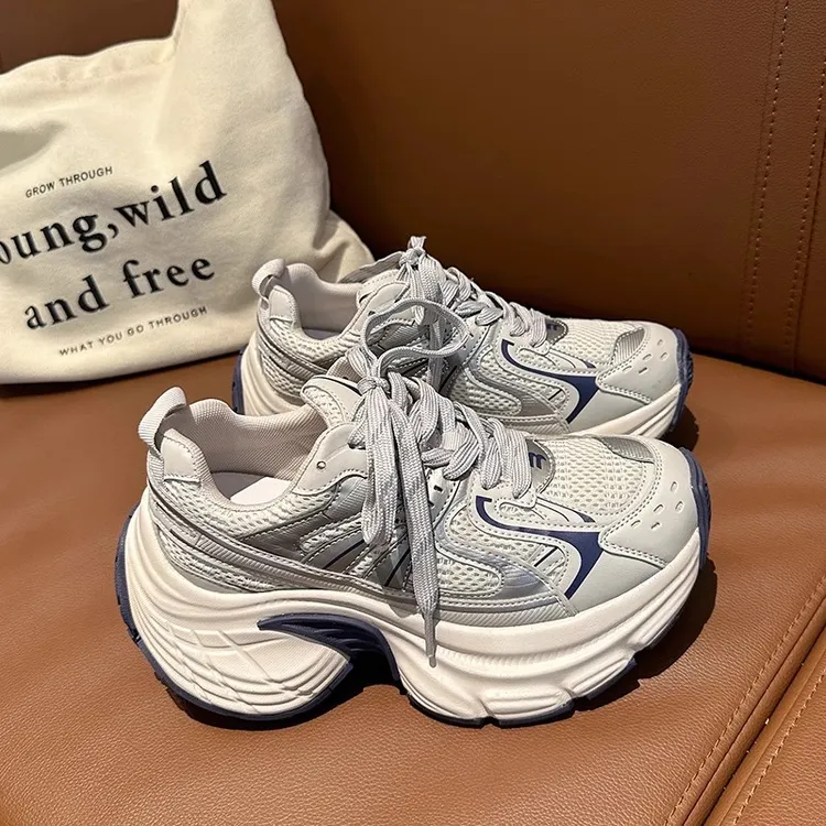 啄木鸟新款爆厚底2026春季老爹鞋女潮增高网面炸街小个子时尚运动