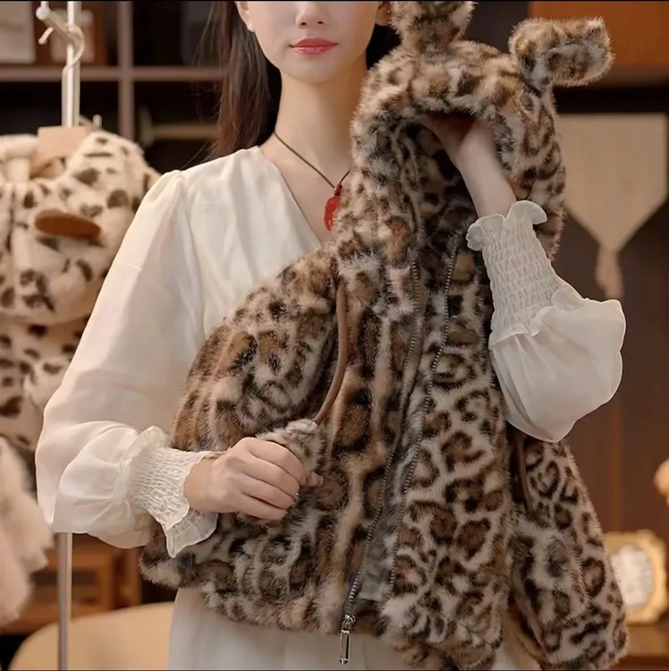 儿童豹纹男女童加绒加厚外套兔耳朵连帽保暖毛毛衣女童中大童外套