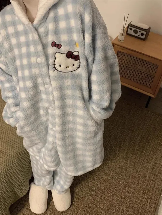 ins可爱Kitty猫珊瑚绒连帽格纹睡衣女冬季加绒加厚家居服大码套装