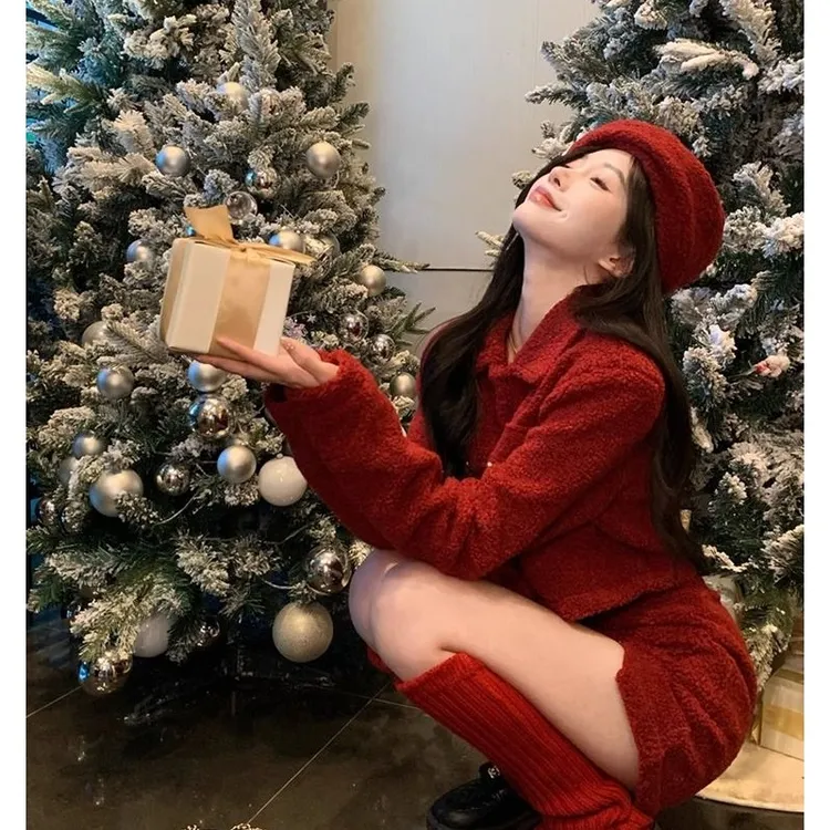 新年中式国风外套女秋冬新款红色羊羔毛套装富家千金小香风两件套