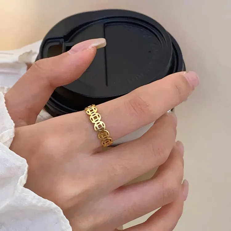 钛钢戒指 钱多多铜钱戒指女素圈金色不掉色小众情侣细戒指尾戒环