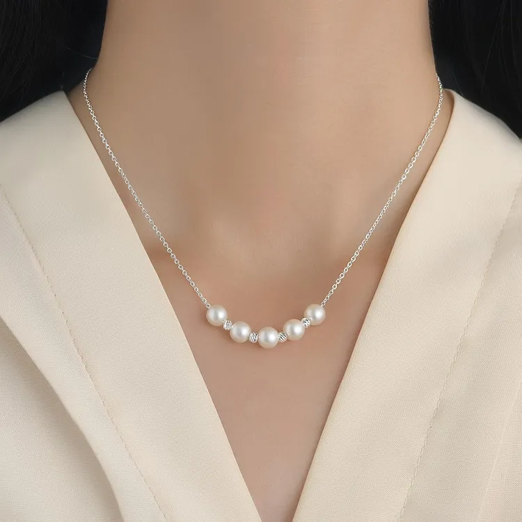 钛钢项链 微笑珍珠项链女气质小众轻奢高级感锁骨颈链素款