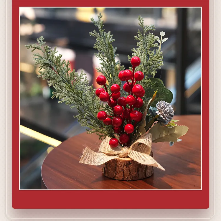 2025新款迷你小圣诞树拍照道具咖啡厅场景布置圣诞节装饰桌面摆件