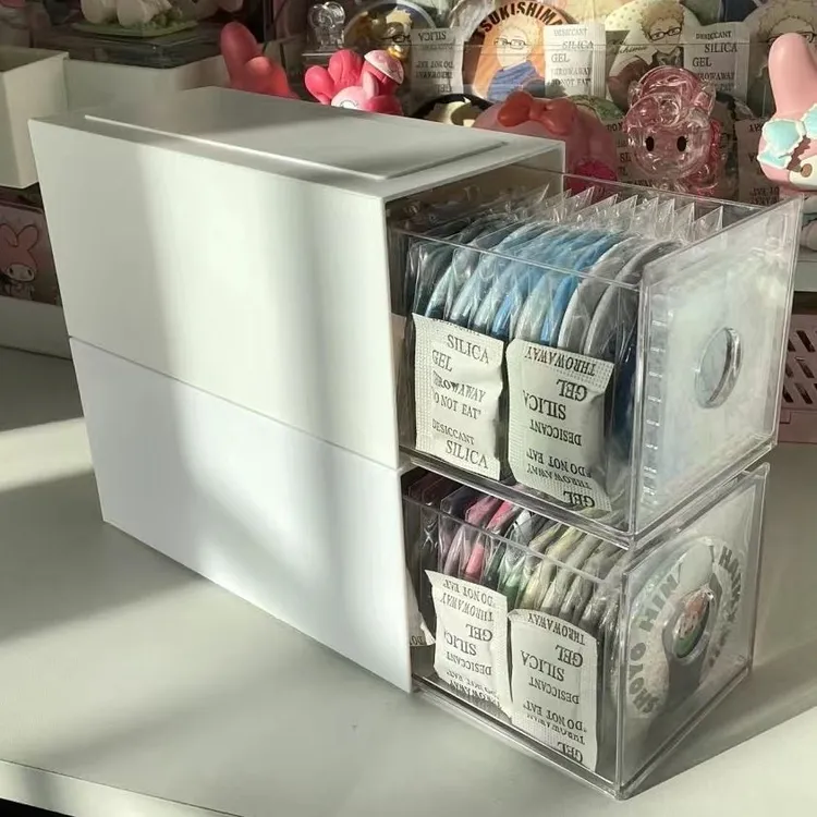 桌面吧唧收纳盒亚克力抽屉式谷子周边大容量置物架透明徽章整理盒
