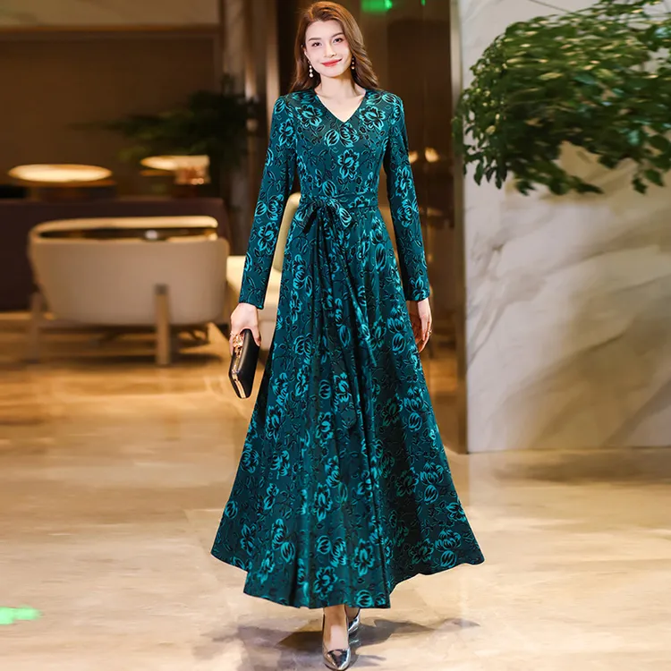 香衣丽华秋季新款长袖V领大摆过膝连衣裙修身显瘦气质简约长裙