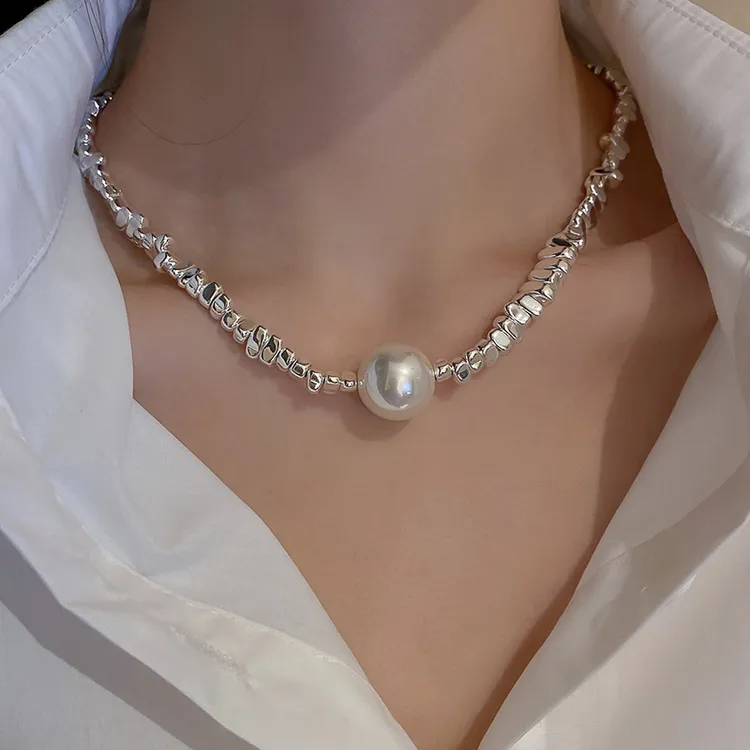 偶耐妮 铜合金项链 网红博主同款碎银子贝珠项链简约时髦感锁骨链