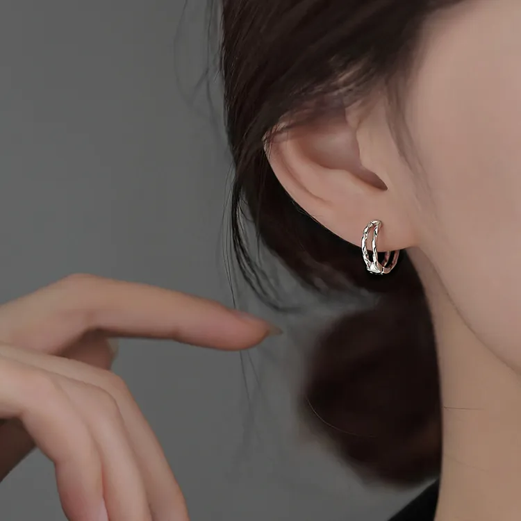 足银耳饰 999纯银双层素圈耳环轻奢小众2025新爆款耳钉女高级耳饰
