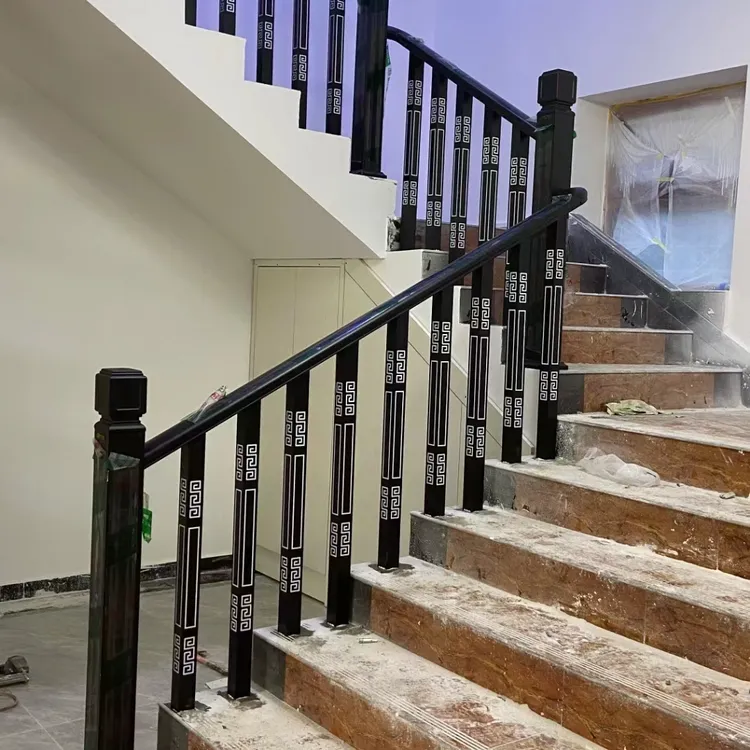 众锦铝艺，铝合金安装楼梯玻璃扶手一米护栏，中式款耐用便捷