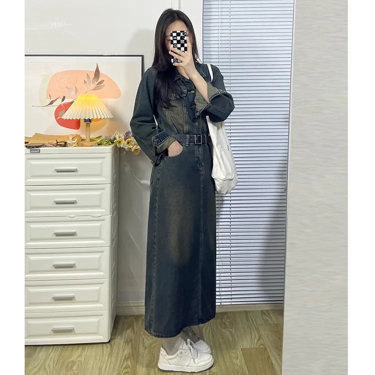 遮胯显瘦怀旧牛仔长袖连衣裙春秋新款复古港风收腰过膝开叉长裙子
