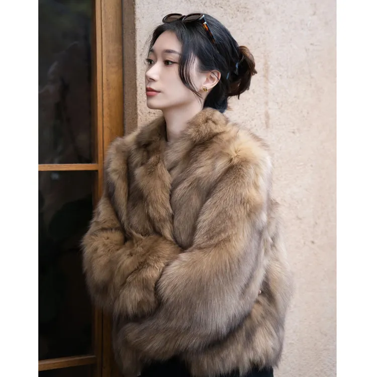 霜华映月美拉德穿搭保暖防寒毛毛外套冬季新款显瘦气质高级感坎肩