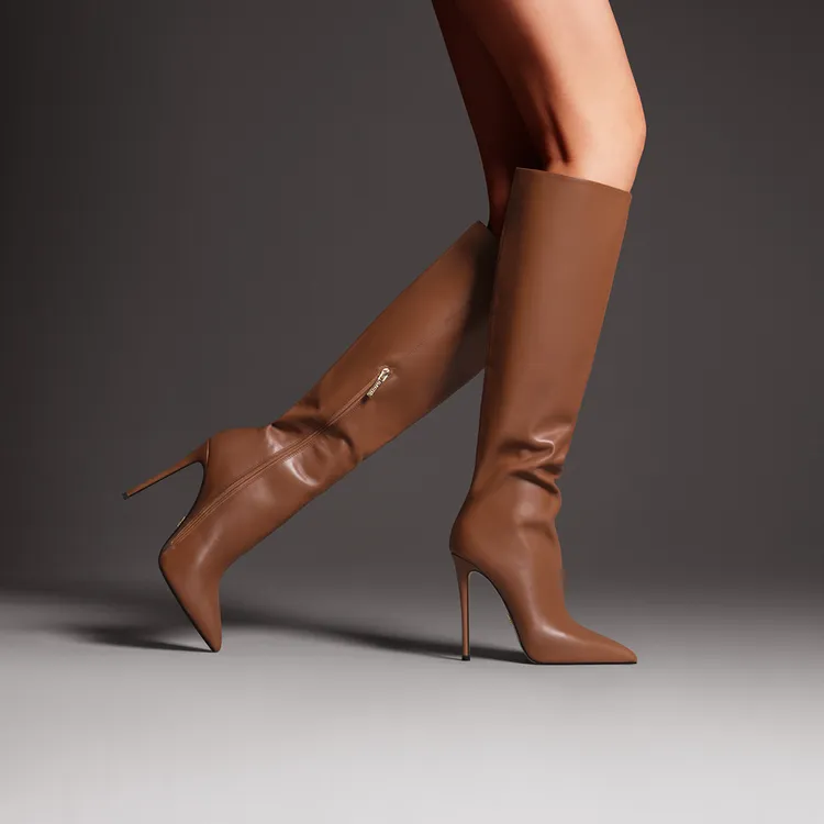 法贝妃性感时尚精致细跟侧拉链尖头高筒高质感棕色长筒女长靴C438
