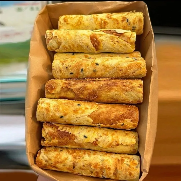 新鲜手工花生夹心蛋卷酥牛轧榛果巧克力蛋卷追剧学生宝妈解馋零食