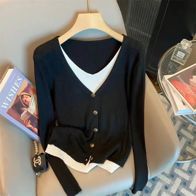 假两件V领针织衫女2025春季新款洋气时尚拼接百搭气质修身上衣女