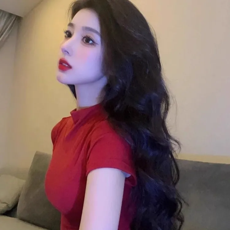 纯欲红色半高领正肩短袖t恤女2024新款夏季紧身收腰短款辣妹上衣