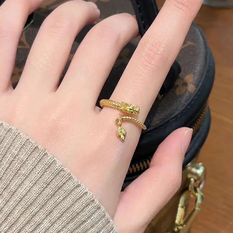 铜合金戒指 神龙摆尾戒指女本命年龙年简约金戒子开口可调节指环