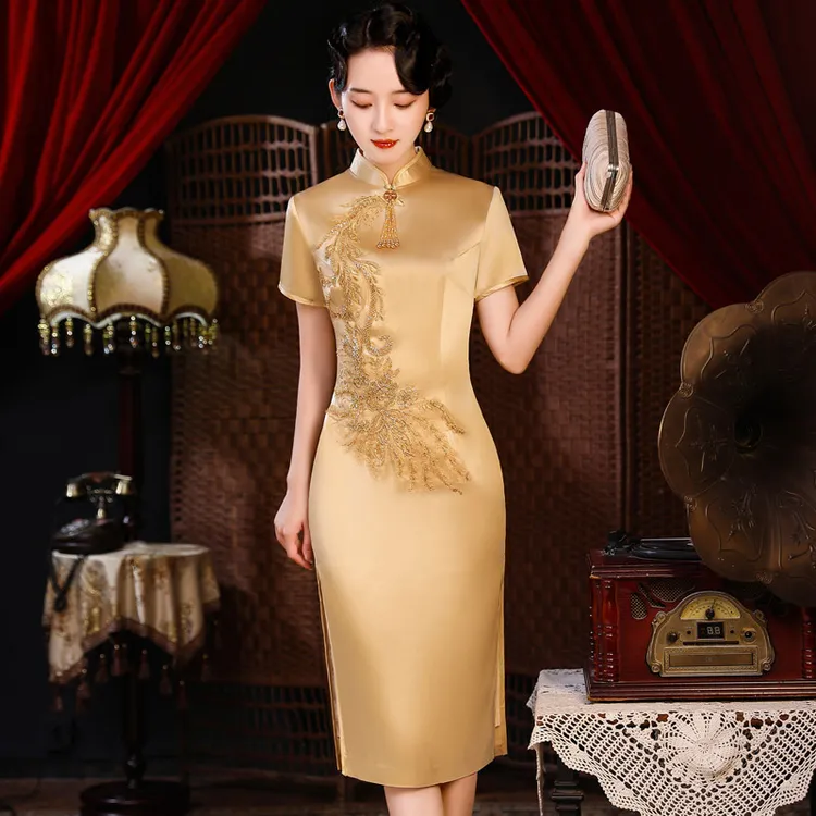 醋酸缎绣花旗袍裙高贵金黄色小个子年轻喜婆婆妈妈装2025新款爆款