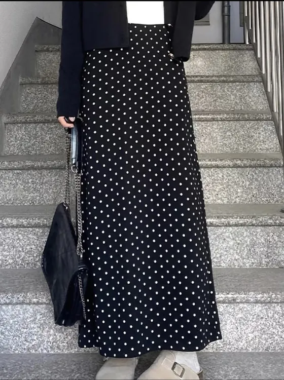 黑色波点半身裙女秋季胖妹妹mm梨形身材高腰遮胯显瘦中长款a字裙