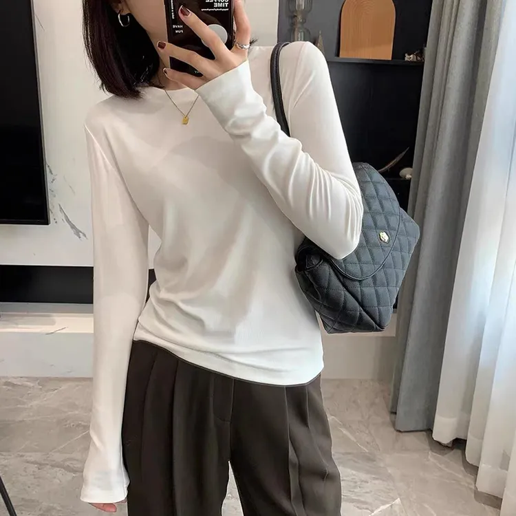 白色长袖t恤女秋季2025新款百搭修身显瘦洋气内搭圆领打底衫上衣