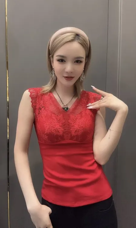 修身保暖背心德绒加绒打底内搭女士舒适蕾丝